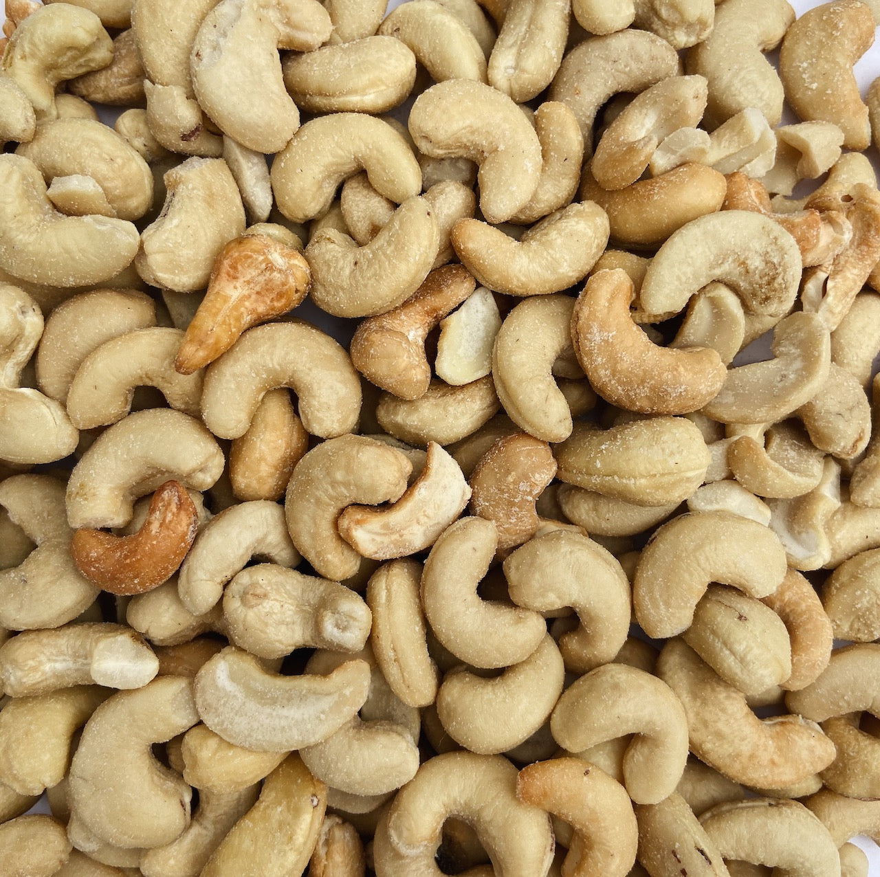 Cashews Roasted & Salted W320