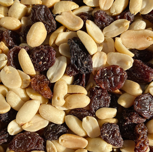 Peanuts and Raisins Roasted